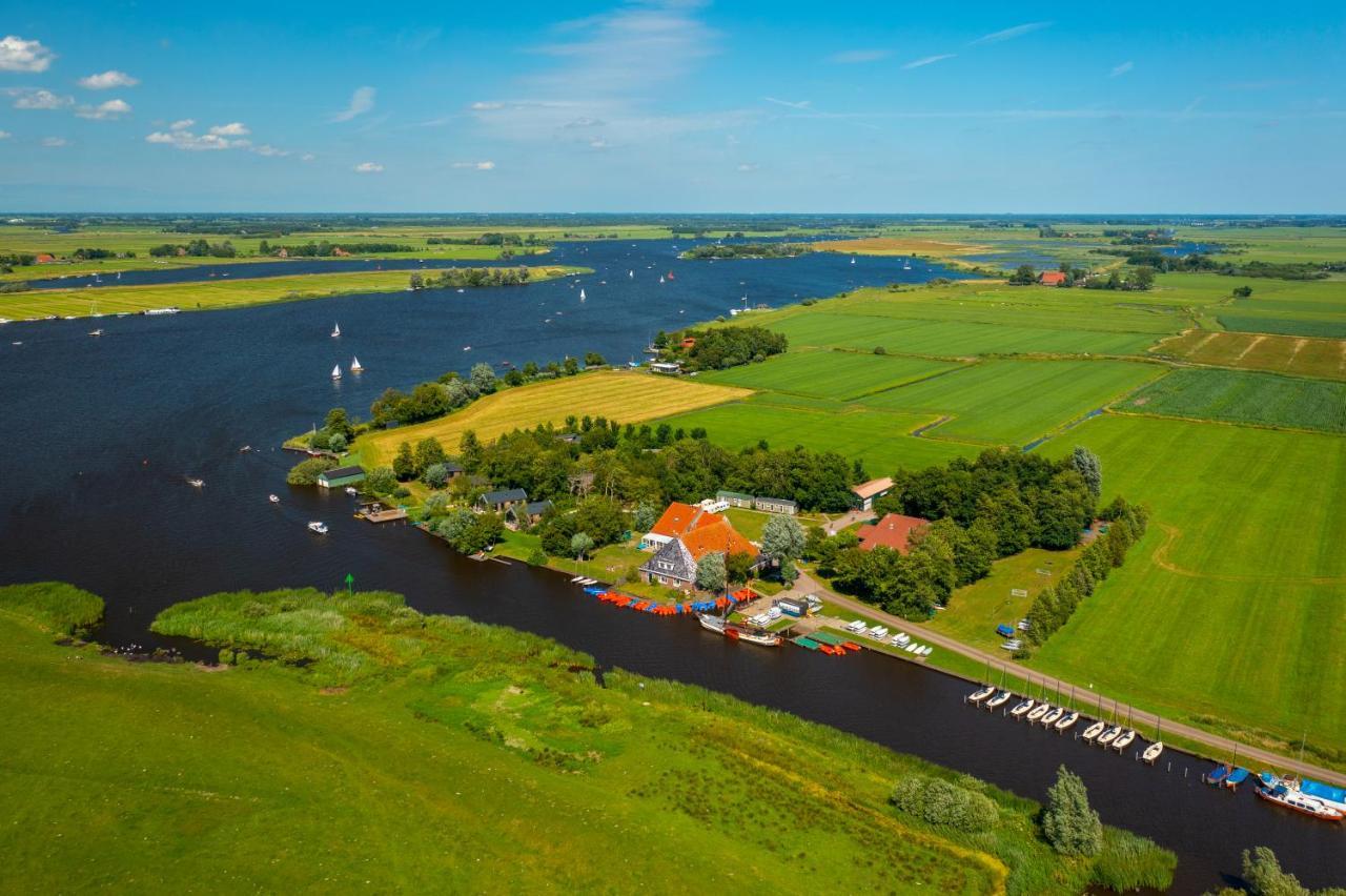 Pean-Buiten Waterlodges Nes  Exterior photo